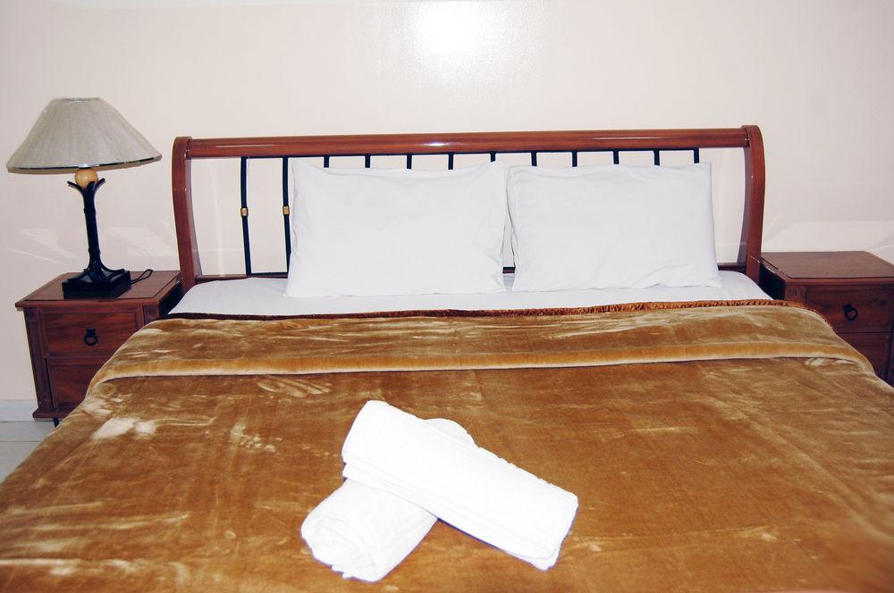 Al Ferdous Hotel Apartment Szardża Zewnętrze zdjęcie