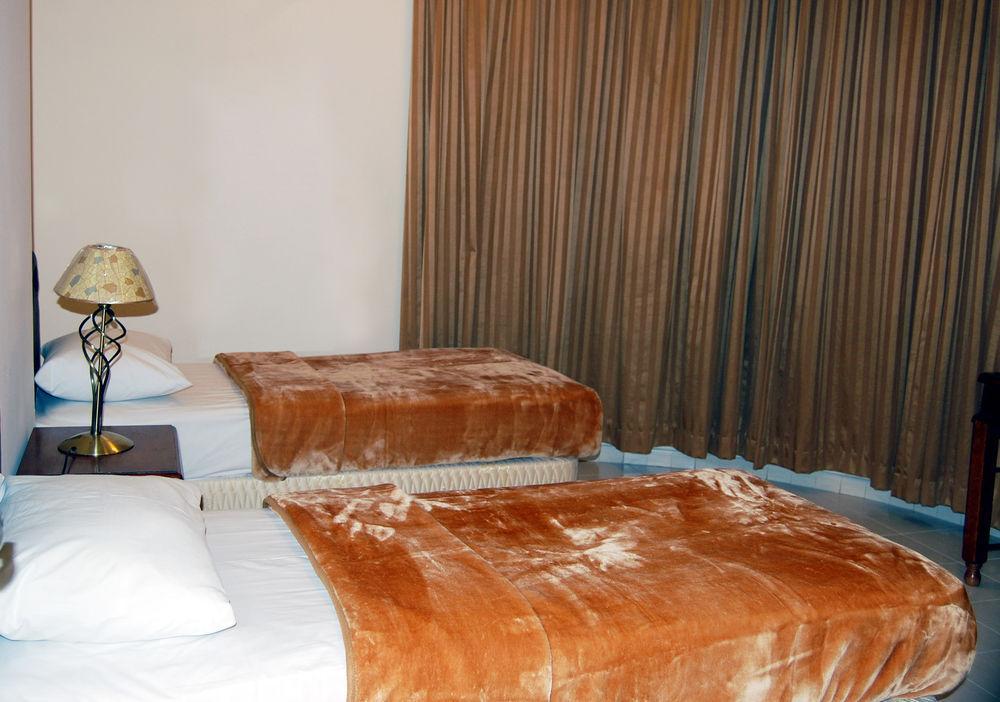 Al Ferdous Hotel Apartment Szardża Zewnętrze zdjęcie