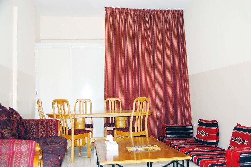 Al Ferdous Hotel Apartment Szardża Zewnętrze zdjęcie