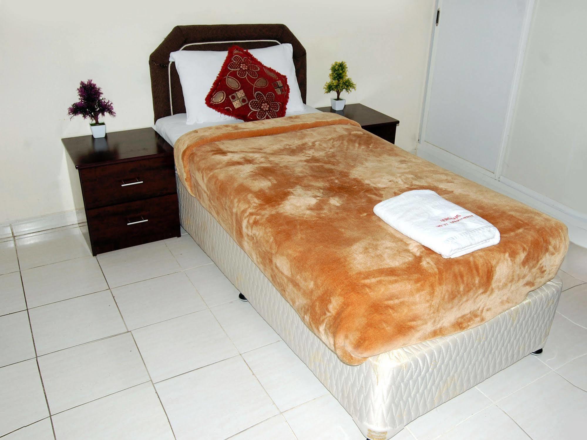 Al Ferdous Hotel Apartment Szardża Zewnętrze zdjęcie