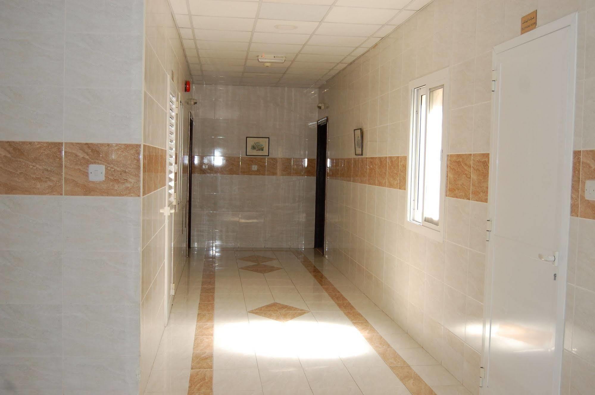 Al Ferdous Hotel Apartment Szardża Zewnętrze zdjęcie